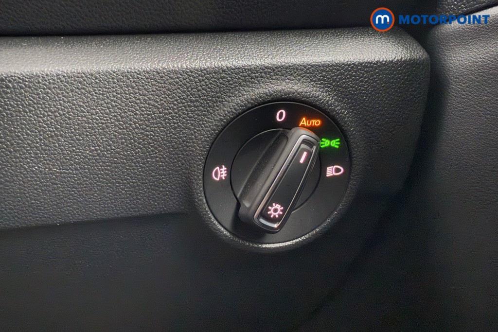 Used Volkswagen T-Roc 2023 for sale - 77404060: Photo 21