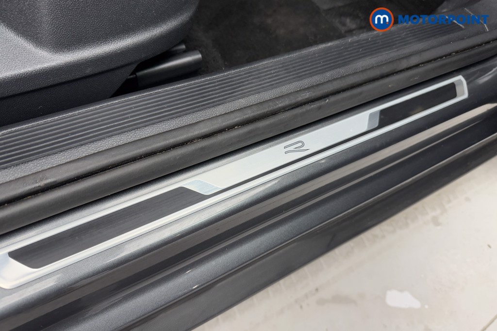 Used Volkswagen T-Roc 2023 for sale - 77404060: Photo 22