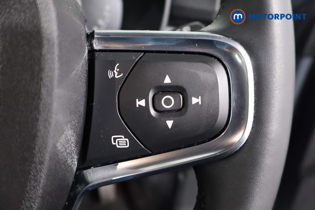 Used Volvo XC40 2022 for sale - 76782596: Photo 16