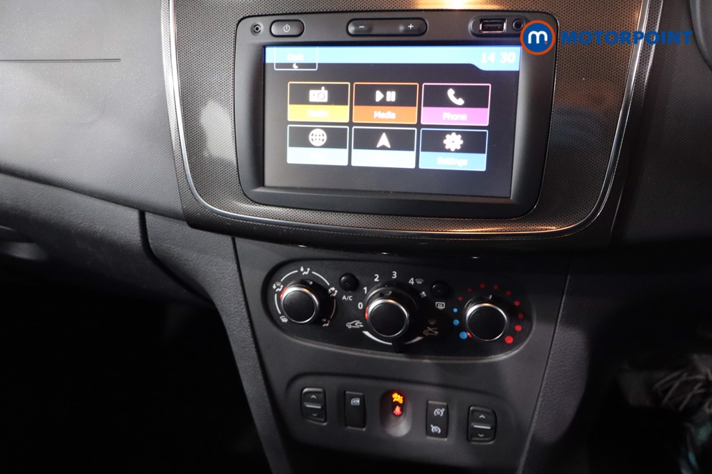 Used Dacia Sandero Stepway 2020 for sale - 76491574: Photo 23