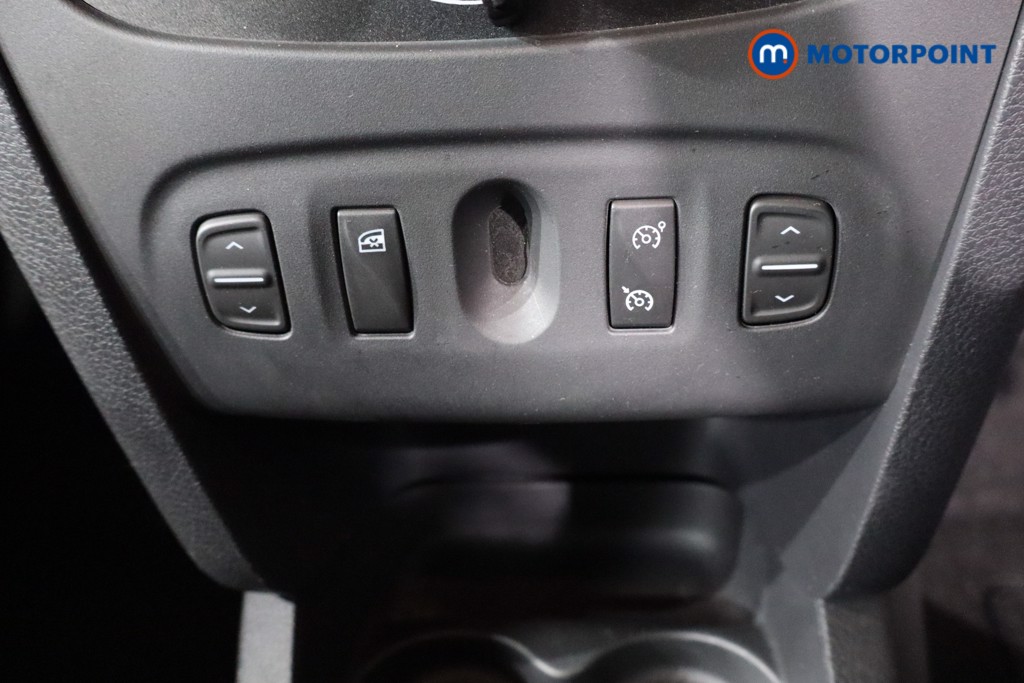Used Dacia Sandero Stepway 2020 for sale - 76491574: Photo 25