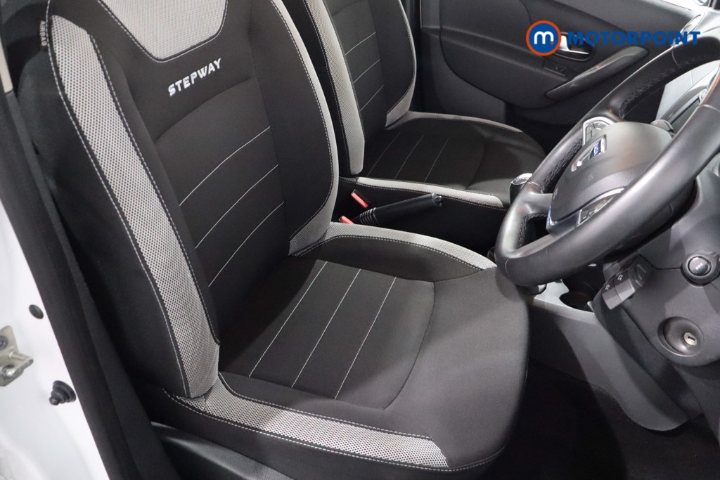 Used Dacia Sandero Stepway 2020 for sale - 76491574: Photo 33