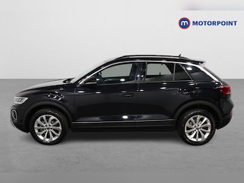 Used Volkswagen T-Roc 2025 for sale - 76146903: Photo