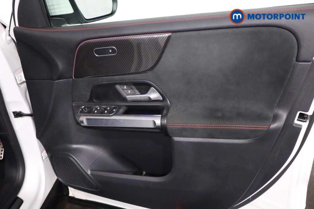 Used Mercedes-Benz GLB 2023 for sale - 77775683: Photo 35