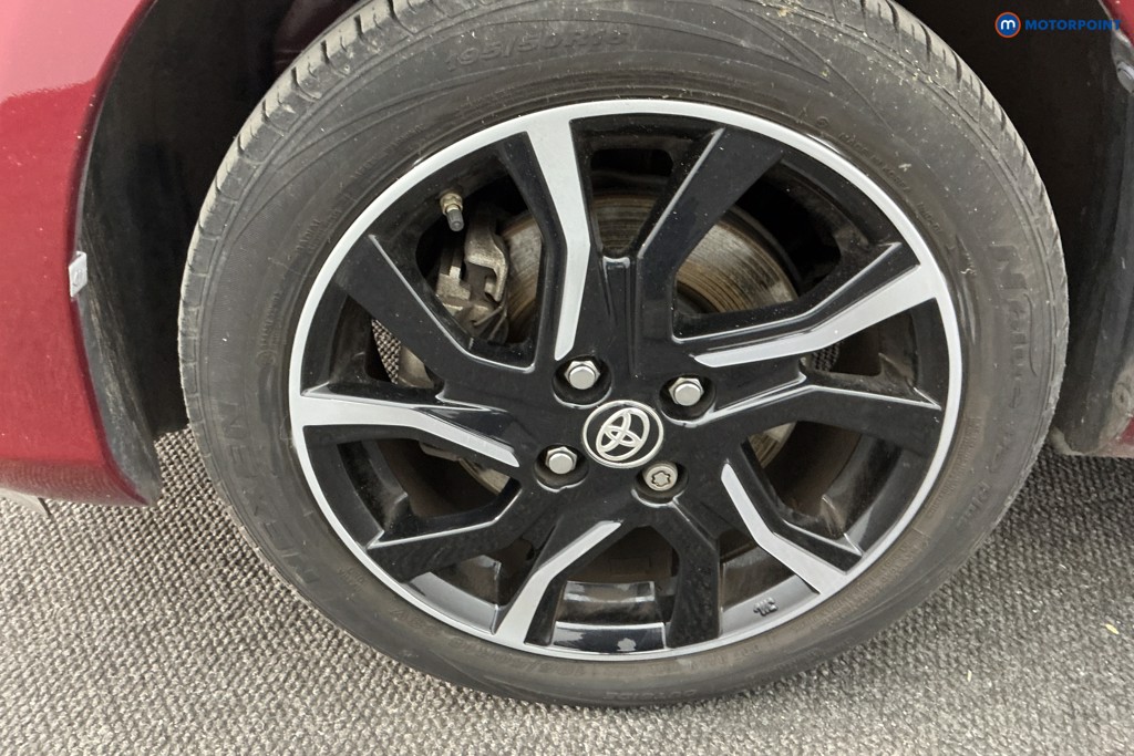 Used Toyota Yaris 2018 for sale - 77211195: Photo 41