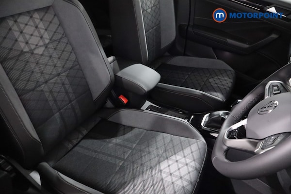 Used Volkswagen T-Roc 2024 for sale - 75510458: Photo 33
