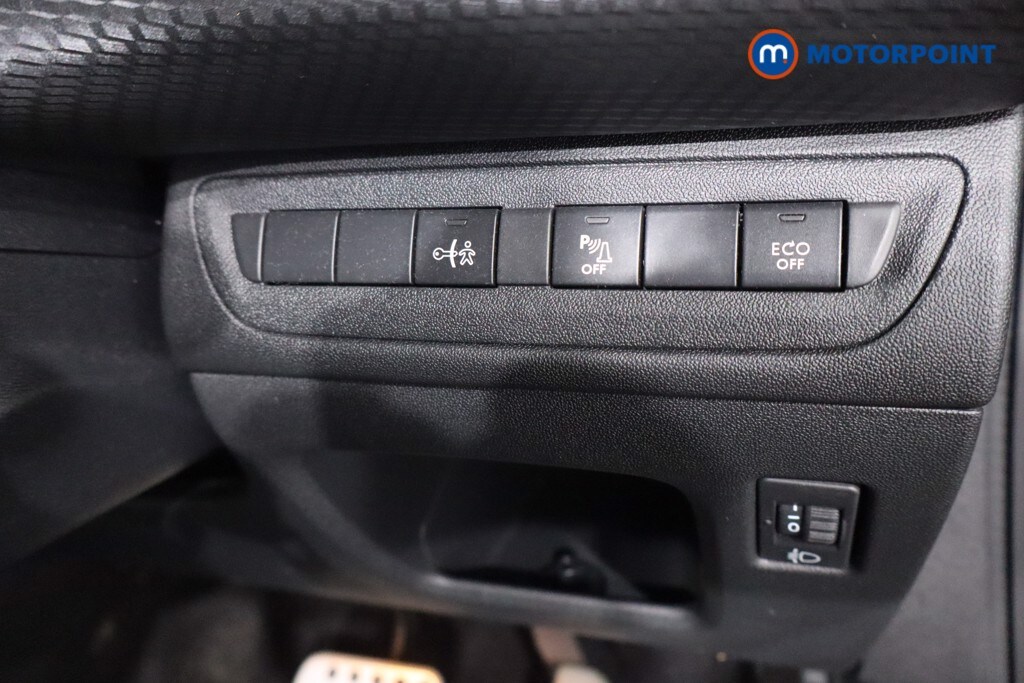 Used Peugeot 208 2018 for sale - 77367852: Photo 25