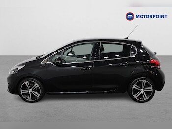 Used Peugeot 208 2018 for sale - 77367852: Photo