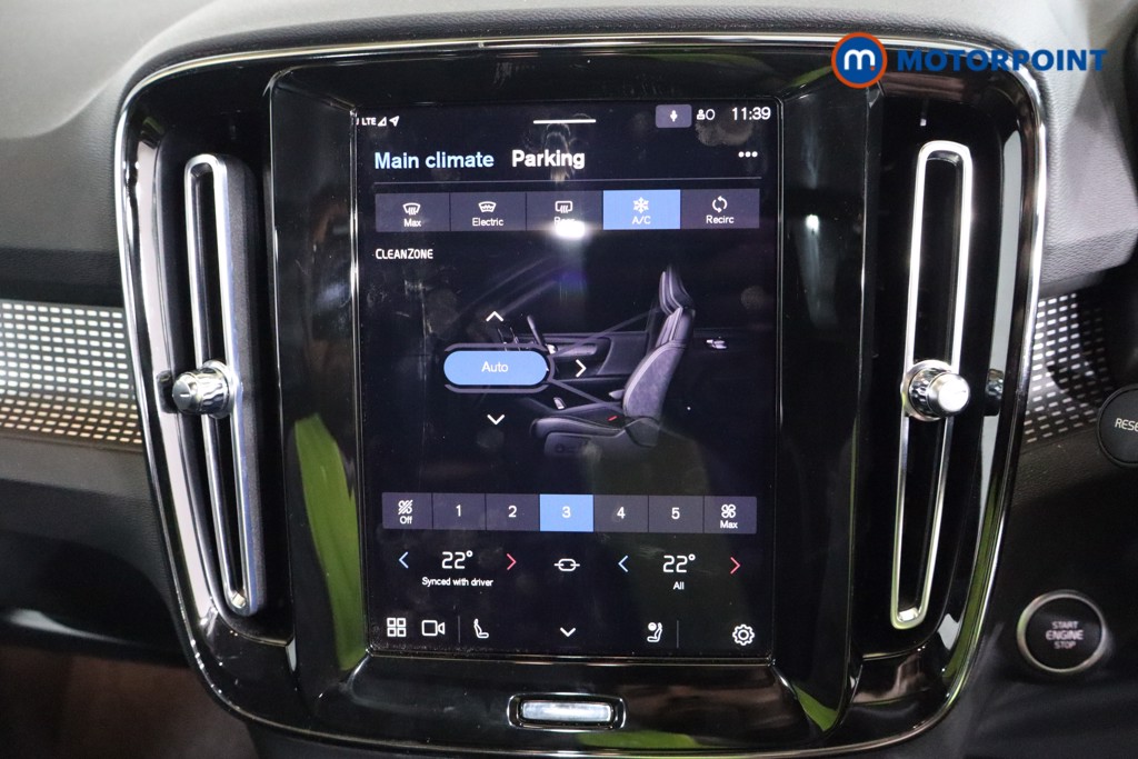 Used Volvo XC40 2023 for sale - 76835921: Photo 17