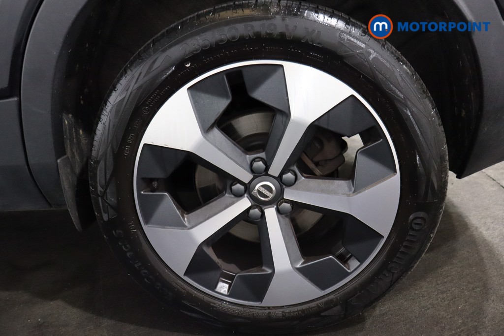 Used Volvo XC40 2023 for sale - 76835921: Photo 40