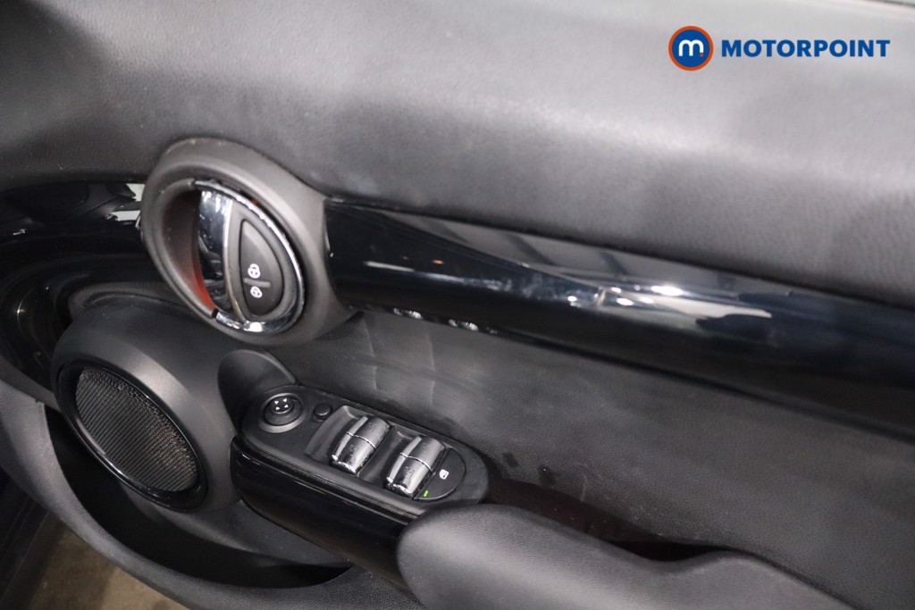 Used MINI Hatch 2018 for sale - 77946618: Photo 32