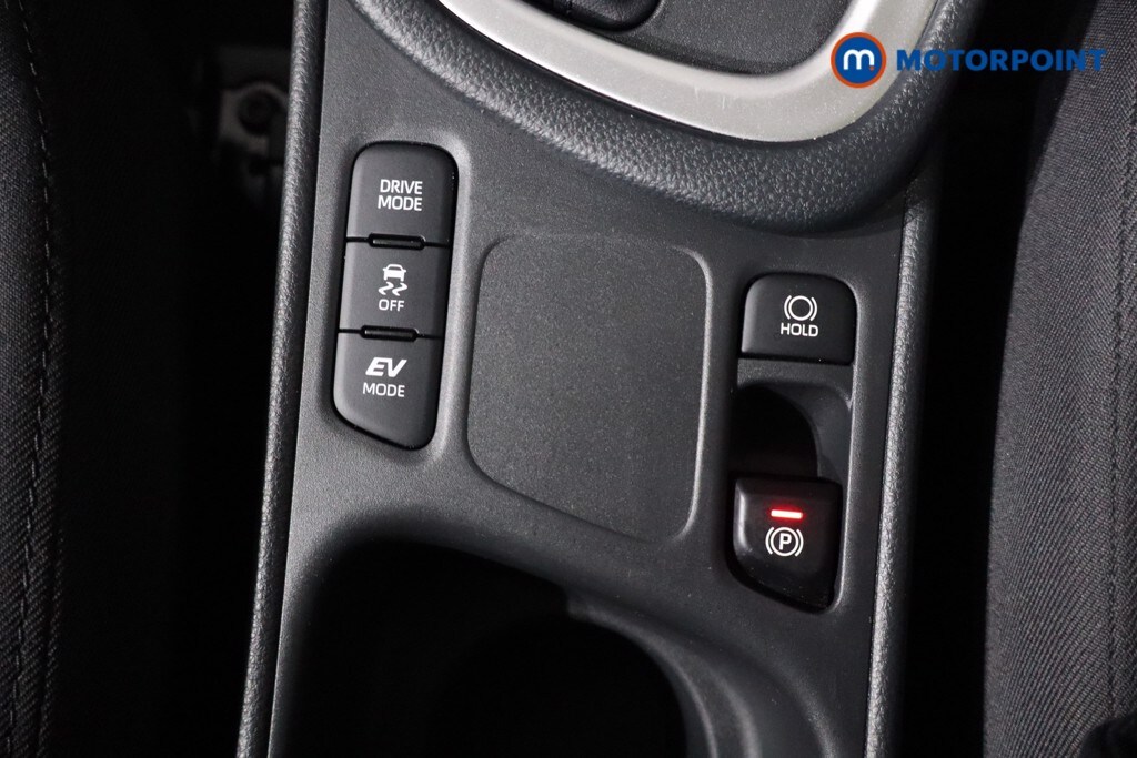 Used Toyota Yaris 2025 for sale - 77830801: Photo 26