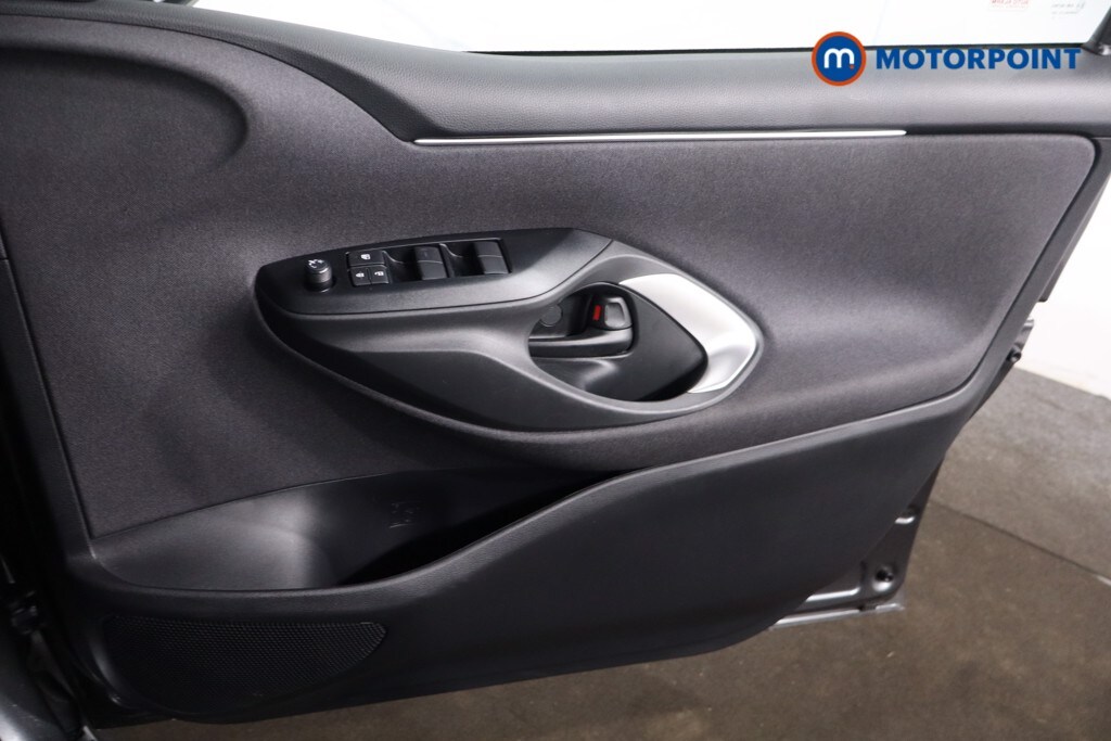 Used Toyota Yaris 2025 for sale - 77830801: Photo 29