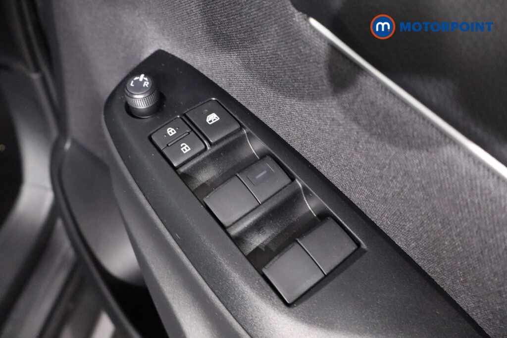 Used Toyota Yaris 2025 for sale - 77830801: Photo 30