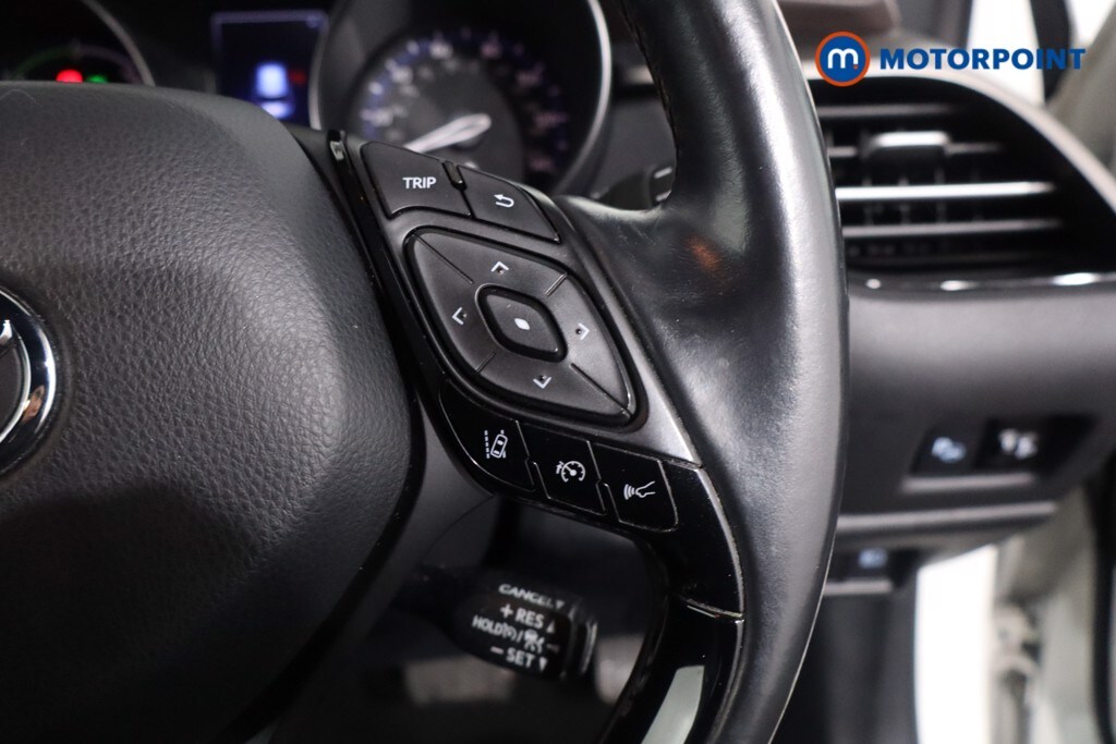 Used Toyota C-HR 2017 for sale - 77679607: Photo 16