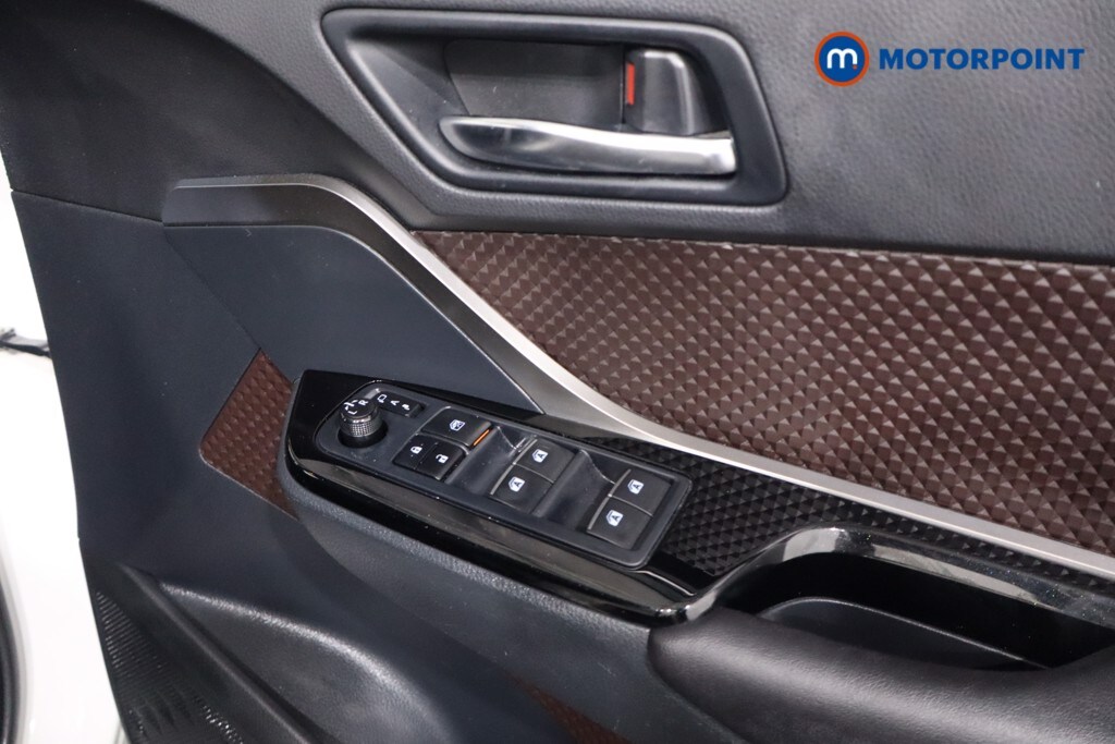 Used Toyota C-HR 2017 for sale - 77679607: Photo 29