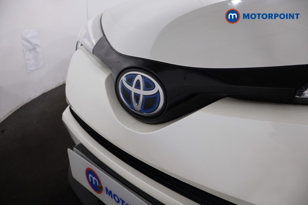 Used Toyota C-HR 2017 for sale - 77679607: Photo 34