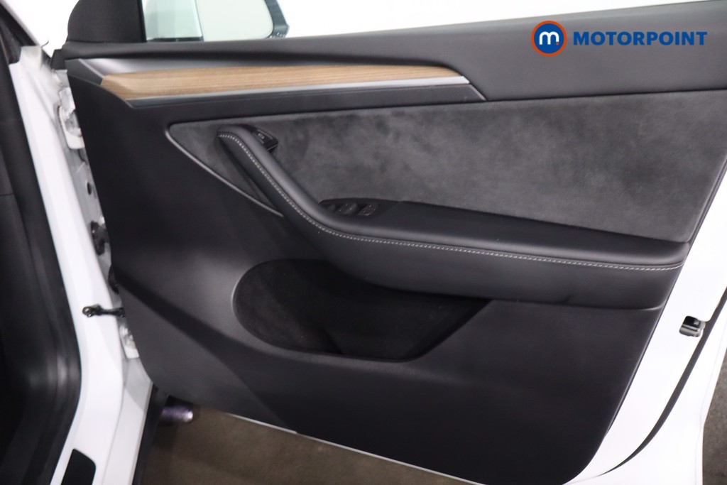 Used Tesla Model Y 2023 for sale - 77404075: Photo 28