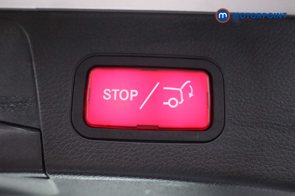 Used Mercedes-Benz C Class 2019 for sale - 76958191: Photo 43