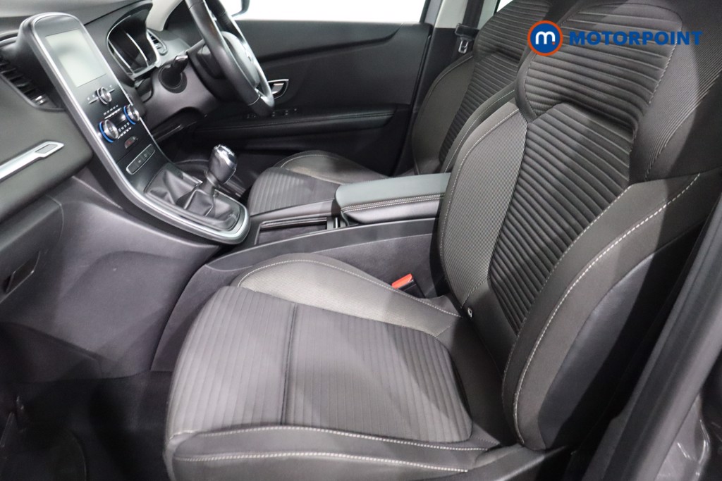 Used Renault Grand Scenic 2019 for sale - 76468005: Photo 12