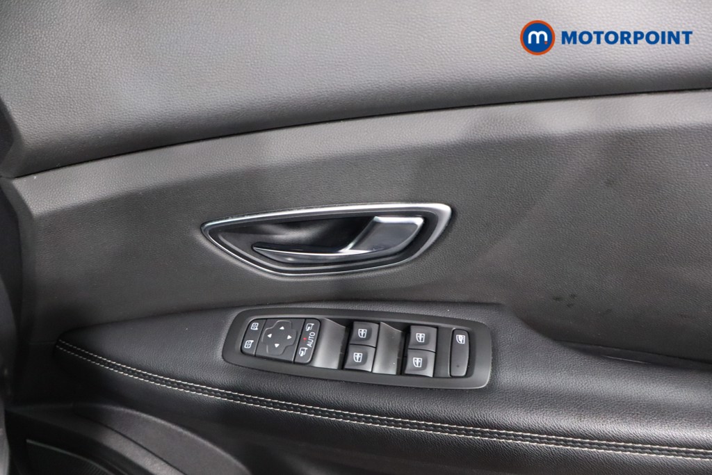 Used Renault Grand Scenic 2019 for sale - 76468005: Photo 29