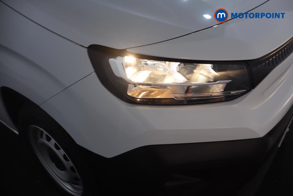 Used Citroen Berlingo 2025 for sale - 76442520: Photo 28