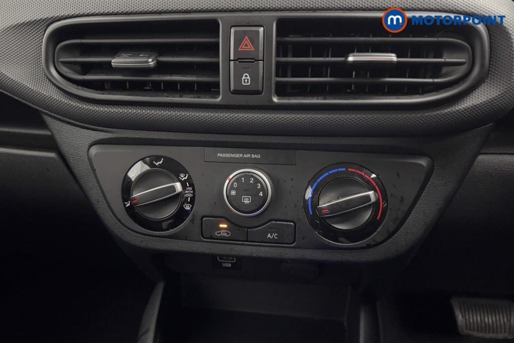 Used Hyundai i10 2023 for sale - 76581084: Photo 19