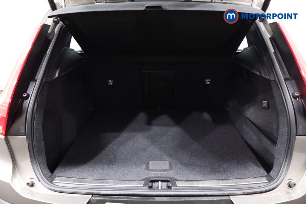 Used Volvo XC40 for sale - 78207194: Photo 44