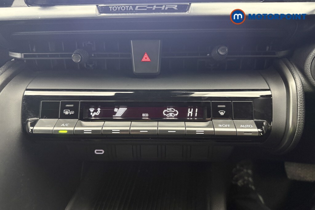 Used Toyota C-HR 2024 for sale - 77834569: Photo 24