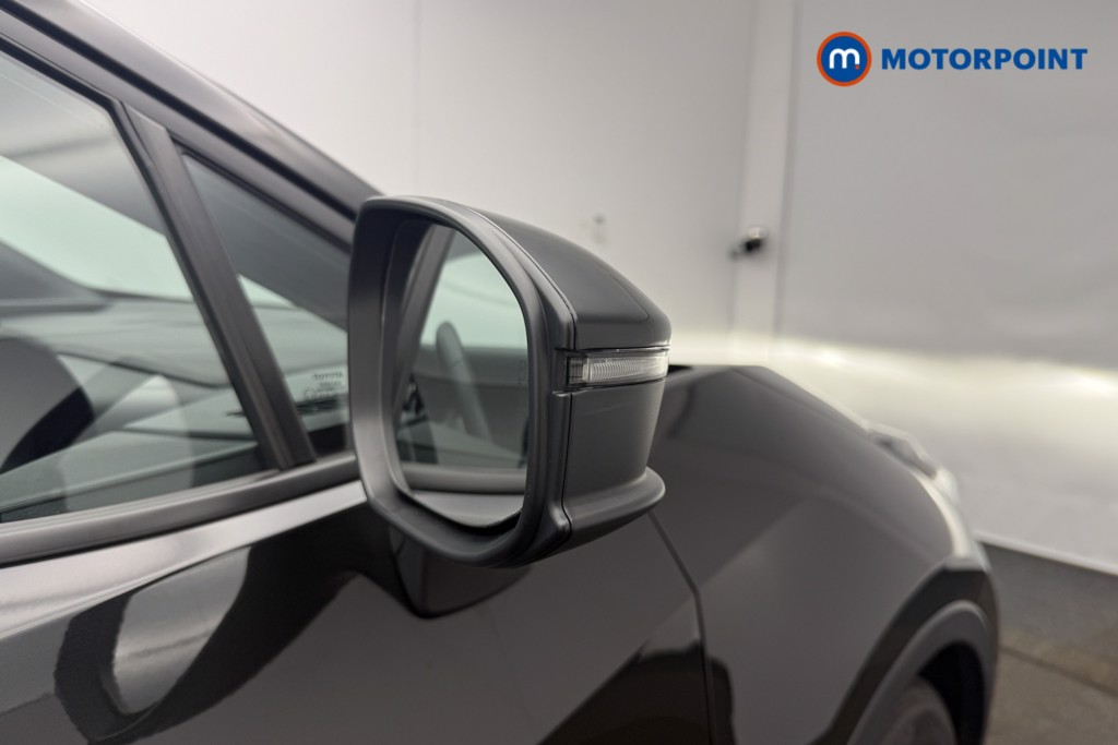 Used Toyota C-HR 2024 for sale - 77834569: Photo 32