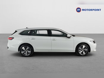 Used Volkswagen Passat 2025 for sale - 79449167: Photo