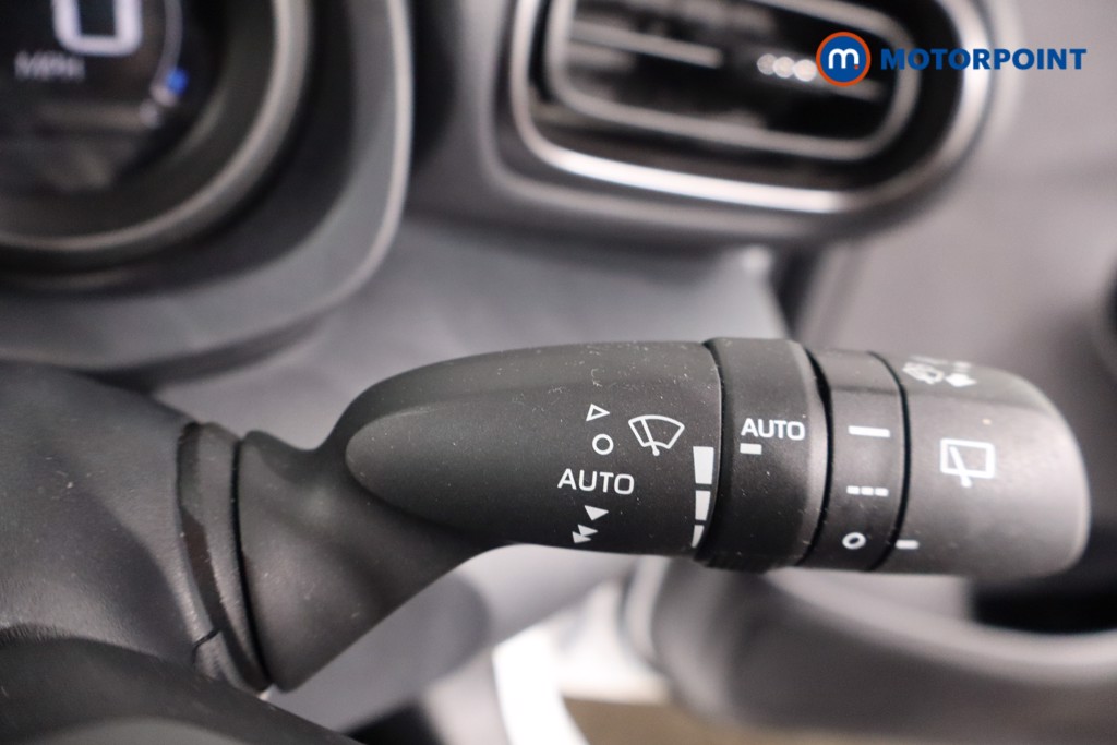 Used Toyota Yaris 2023 for sale - 76653661: Photo 24