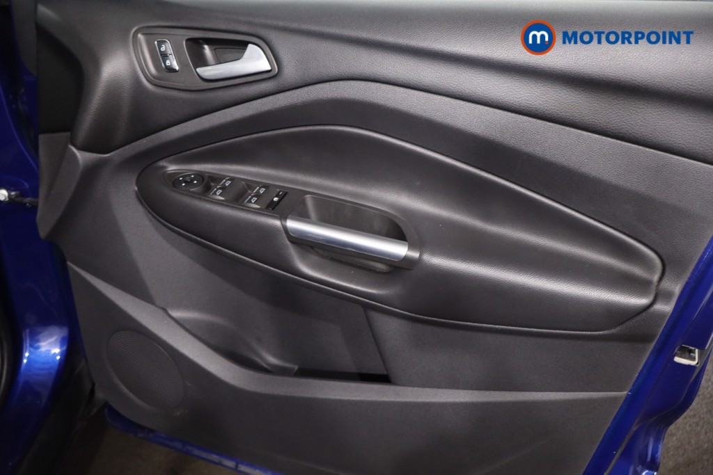 Used Ford Kuga 2015 for sale - 77297497: Photo 31