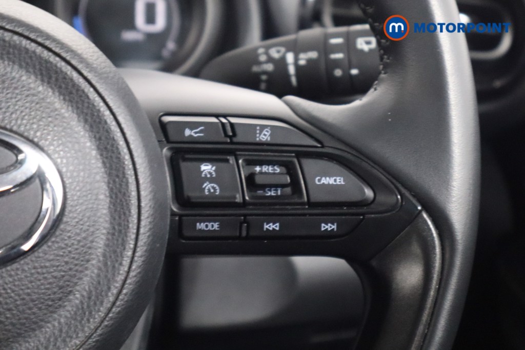 Used Toyota Yaris Cross 2024 for sale - 76172763: Photo 16