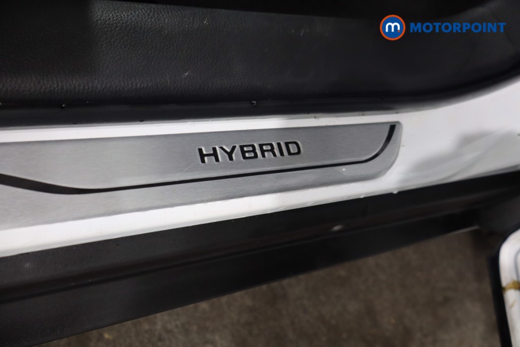 Used Toyota Yaris Cross 2024 for sale - 76172763: Photo 28