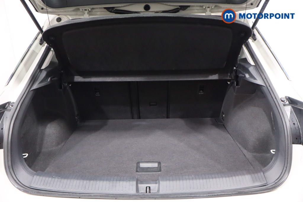 Used Volkswagen T-Roc 2023 for sale - 76638260: Photo 26