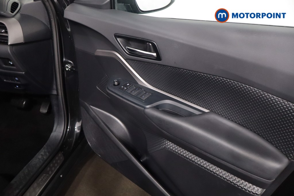 Used Toyota C-HR 2023 for sale - 77340446: Photo 28