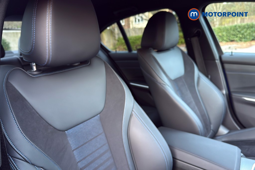 Used BMW 3 Series 2024 for sale - 77741216: Photo 23