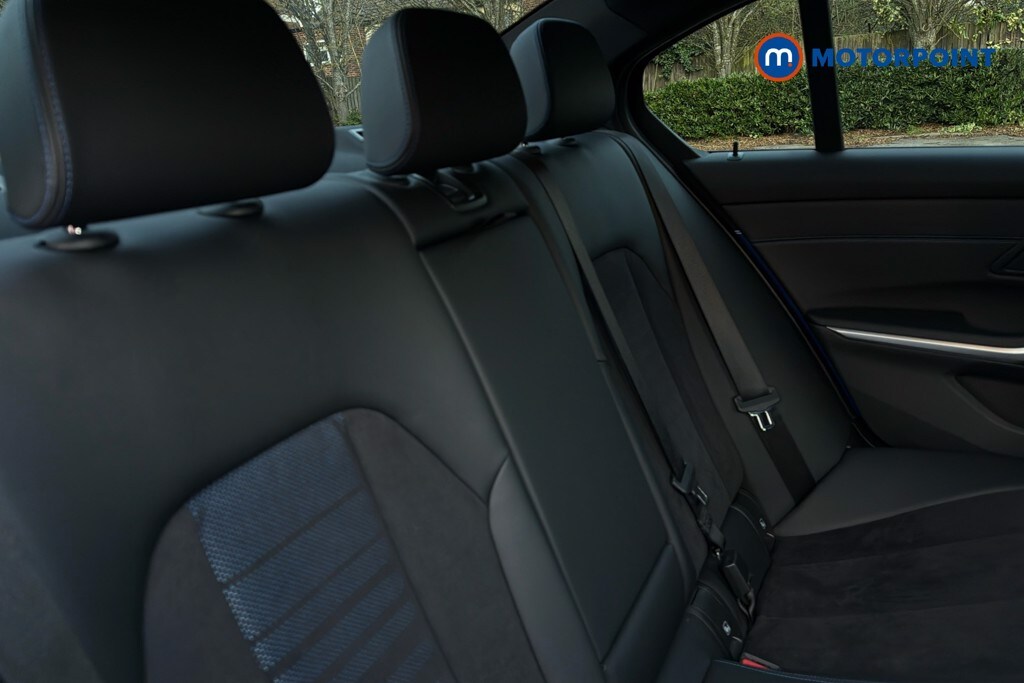 Used BMW 3 Series 2024 for sale - 77741216: Photo 25