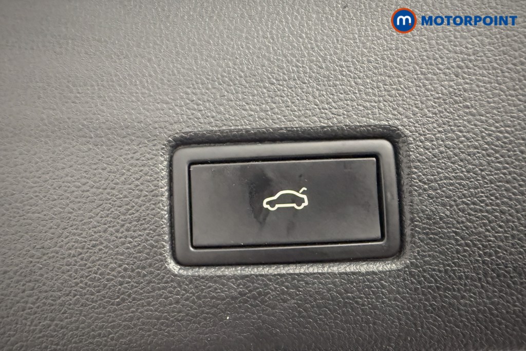 Used Volkswagen T-Roc 2021 for sale - 76557568: Photo 21