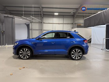 Used Volkswagen T-Roc 2021 for sale - 76557568: Photo