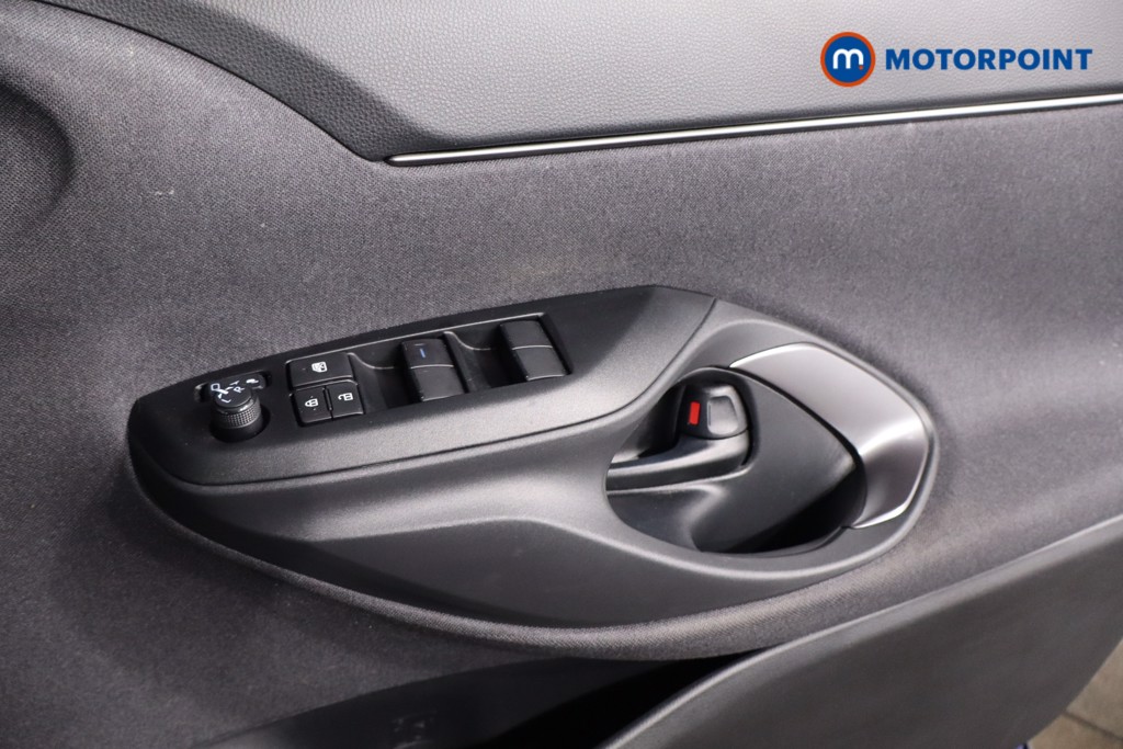 Used Toyota Yaris Cross 2023 for sale - 77946516: Photo 27