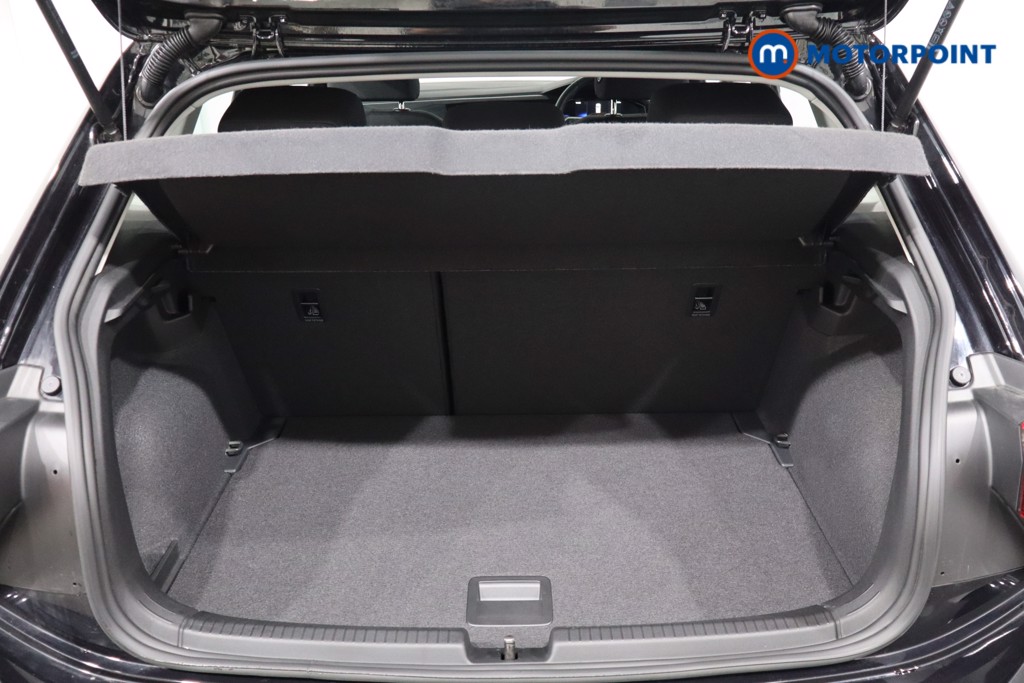 Used Volkswagen Polo 2024 for sale - 76218047: Photo 44