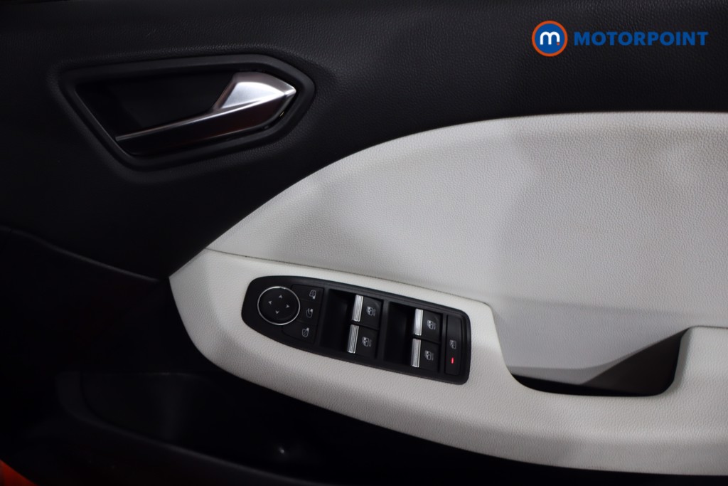 Used Renault Clio 2020 for sale - 76545523: Photo 19