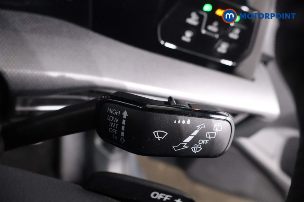 Used Volkswagen Golf 2025 for sale - 77848988: Photo 23