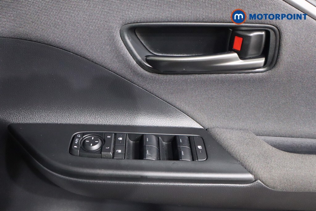 Used Toyota C-HR 2024 for sale - 76209598: Photo 29