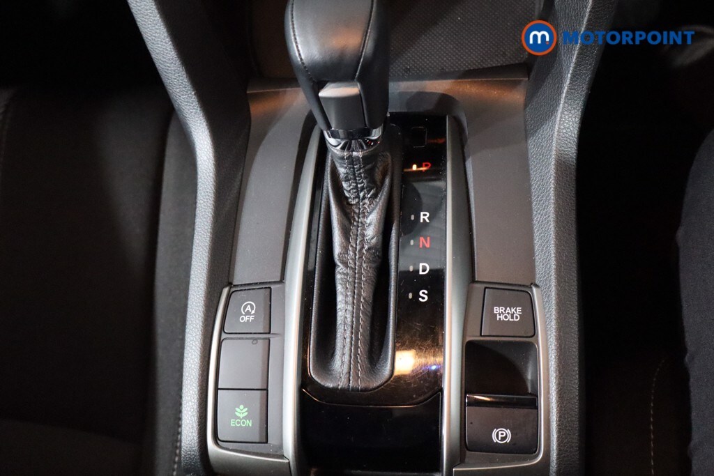 Used Honda Civic 2018 for sale - 76777565: Photo 25