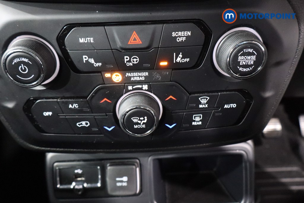 Used Jeep Renegade 2021 for sale - 76375769: Photo 24