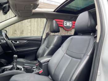 Used Nissan X-Trail 2015 for sale - 74537001: Photo