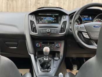 Used Ford Focus 2015 for sale - 74536993: Photo